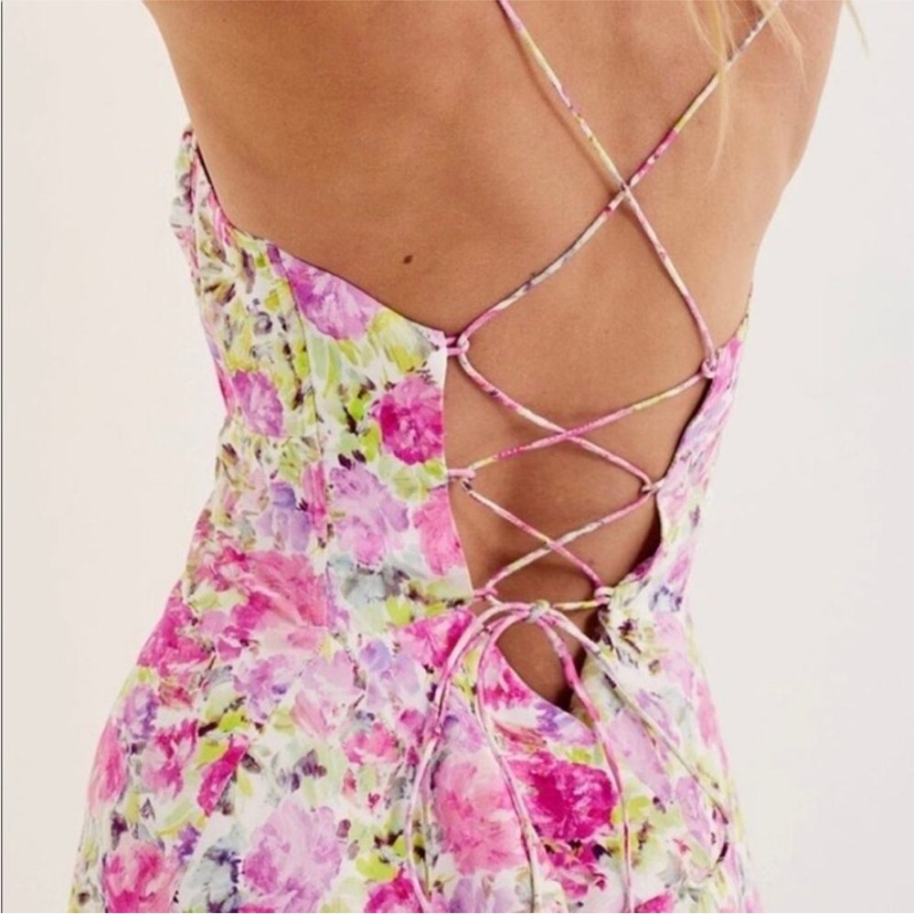 New For Love & Lemons Paulina Rose Fabric Mini Dress size Medium - Picture 2 of 11